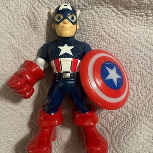 CAPTAIN AMERICA TOY ELECTRONIC 12 SAYINGS 10.5" POSEABLE PLASTIC MATTEL 2011